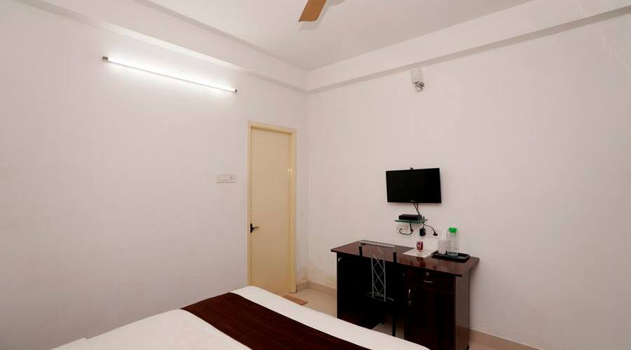 Fine Stay Executive Corporate Serviced Apartment, Chennai 5